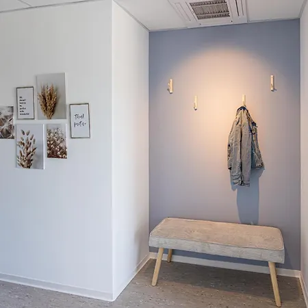 Hygge Homes - Cube * Borstel (Winsen)