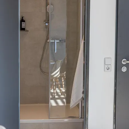 Hygge Homes - Cube * Borstel (Winsen)